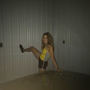 Meet your Posher, Bizzy